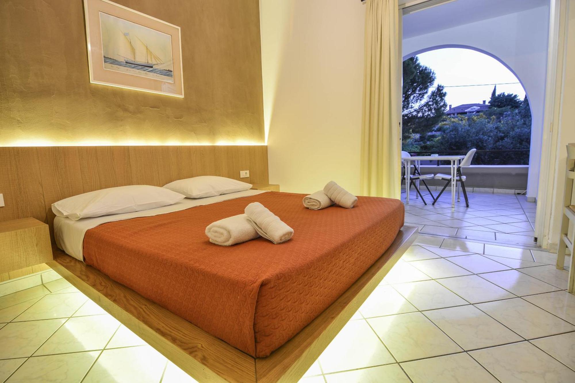 Epavlis Beach Resort Porto Heli Exterior foto