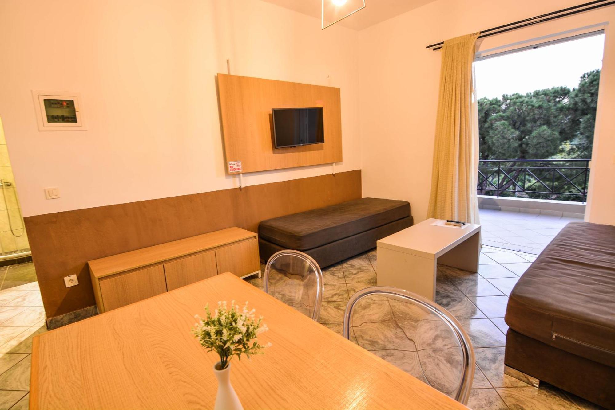 Epavlis Beach Resort Porto Heli Exterior foto